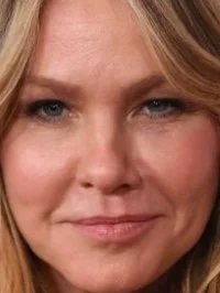 Andrea Roth