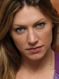 Jes Macallan