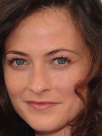 Lara Pulver