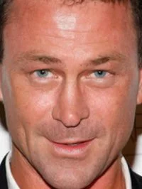 Grant Bowler