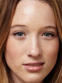 Sophie Lowe