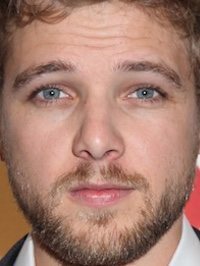 Max Thieriot