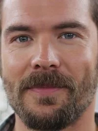 Charlie Weber