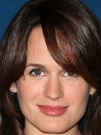 Elizabeth Reaser