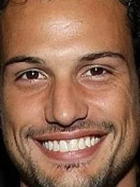 Roberto Urbina