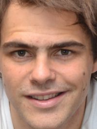 Peter Lanzani