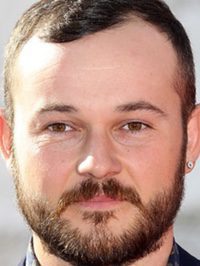 Daniel Henshall