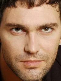 Néstor Arnas
