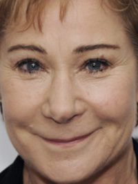 Zoë Wanamaker