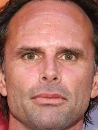 Walton Goggins