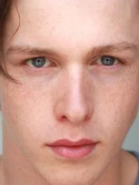 Harris Dickinson