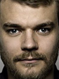 Pilou Asbaek