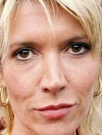 Julia Davis