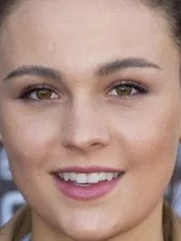 Sophie Skelton