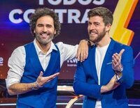 Raúl Gómez y Rodrigo Vázquez presentan 'Todos contra 1', el concurso donde se juegan 100.000 en directo