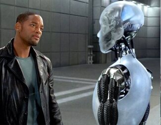 El momento que mucha gente temía ha llegado: los robots pueden llegar a hacer todo lo que hace un humano, incluso matar en 'Yo, Robot'