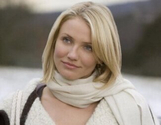 En 'The Holiday (Vacaciones)', una exitosa chica estadounidense intercambia su vivienda con una mujer británica