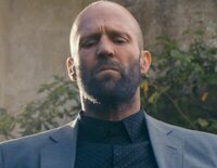 'The Beekeeper: El protector' sigue a un agente de élite retirado que tiene que volver a la acción para emprender una venganza