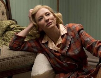 'Carol' narra la historia de amor entre una mujer en un matrimonio infeliz y una dependienta en el Nueva York de los años 50