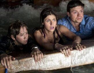 un piloto de helicóptero de rescate y su exesposa se unen en un peligroso viaje en 'San Andrés'