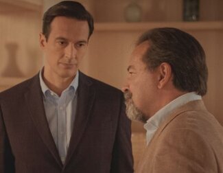 En este episodio de 'La encrucijada', Amanda y César se dedican a planear su boda con mucha ilusión