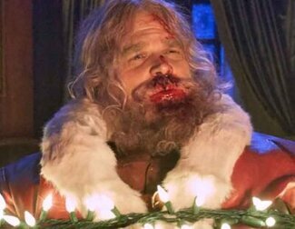 Un violento Papá Noel se sumerge en una 'Noche de paz' plagada de mercenarios y ricos despreciables