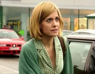 Santi se vuelve rico de la noche a la mañana, pero preferirá no contárselo a sus amigos en 'Si yo fuera rico'