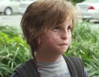 Un niño de 10 años con una deformidad facial trata de encajar en su nuevo colegio en 'Wonder'