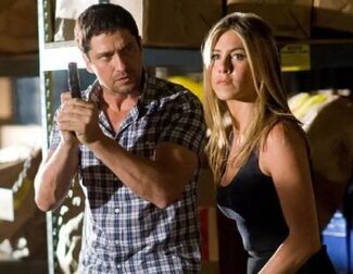 Un caza recompensas en plena persecución de su exmujer se ve obligado a huir con ella para salvar sus vidas en 'Exposados'