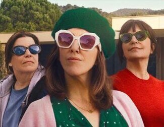 'Las irresponsables' son Nuria, Lila y Andrea cuando van a pasar un fin de semana juntas a una casa inteligente, de lujo y llena de obras