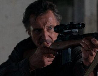 En 'El protector (The Marksman)', un ranchero de Arizona empieza a proteger a un niño inmigrante