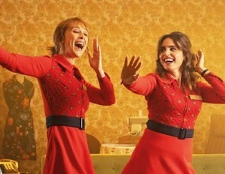 Tras separarse de su prometido, María consigue unirse a una compañía de danza de un exitoso espectáculo en 'Explota Explota'