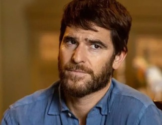 Alfonso Bassave protagoniza 'El favor'