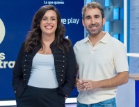 La 1 estrena 'Cosas nuestras' con Aida Bao y Aitor Albizua