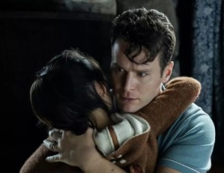 Jonathan Groff protagoniza 'Llaman a la puerta'