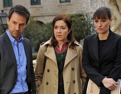 Los misterios de Laura