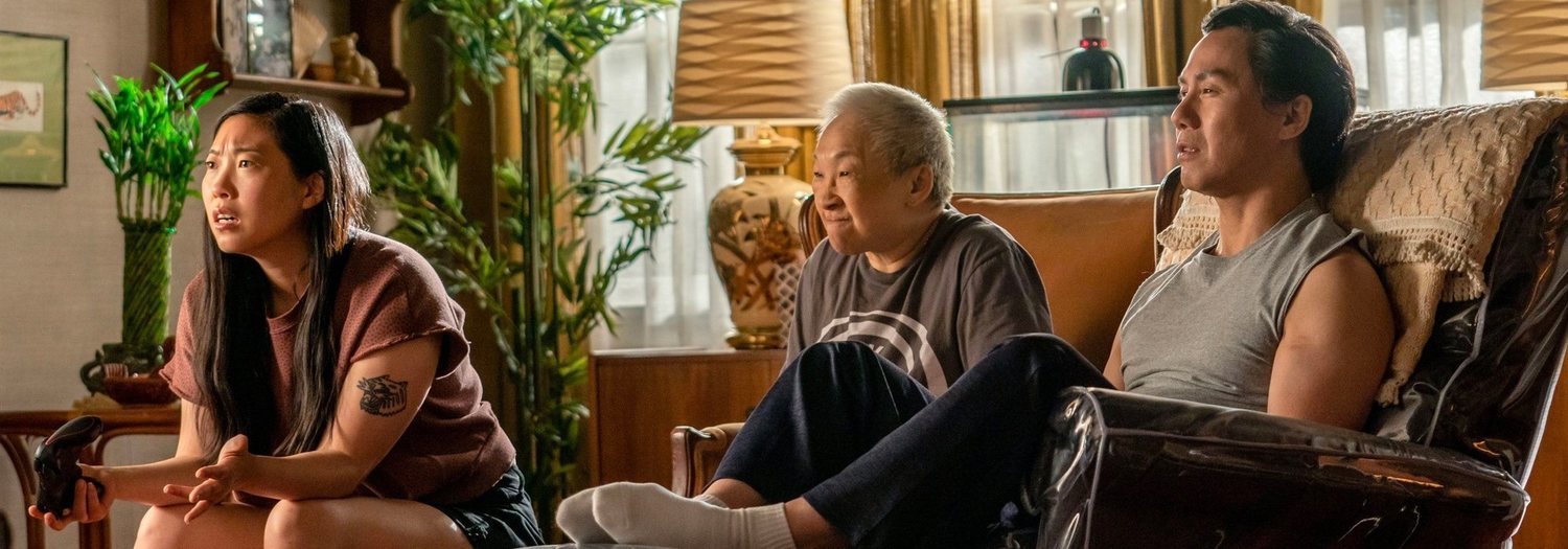 Awkwafina es Nora de Queens