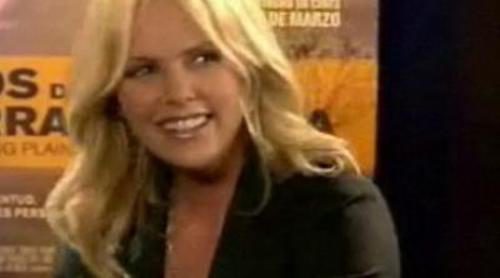 Charlize Theron en 'Saturday Night Live'