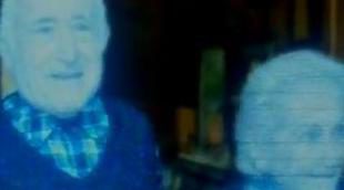 La familia visita a los abuelos "apagados"