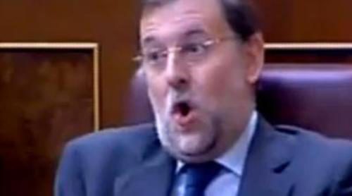 Los políticos apoyan a Daniel Diges cantando "Algo pequeñito"