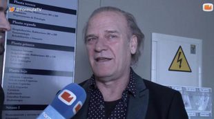 Lluis Homar se moja y da su opinión sobre el final de la primera temporada de 'Bajo sospecha'