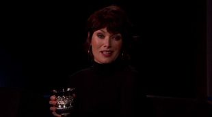 Lena Headey, como Cersei Lannister, reproduciendo insultos de 'The Bachelor' en 'Jimmy Kimmel Live'