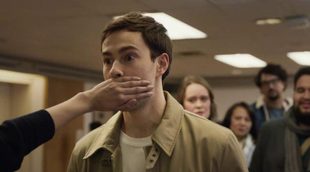 Nuevo anuncio de Netflix, "No puedes enamorarte de alguien si no conoces su serie favorita"