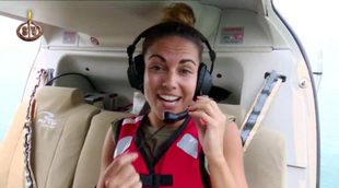 Lara Álvarez saluda en el ensayo del salto del helicóptero de 'Supervivientes 2016'