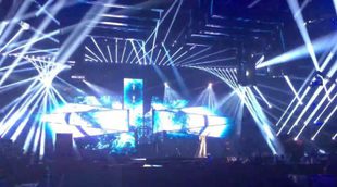 Iveta Mukuchyan (Armenia) canta "LoveWave" en el Dress Rehearsal de la final de Eurovisión 2016