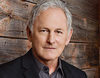 Victor Garber ('Legends of Tomorrow'): "Los crossovers de The CW tienen que estar justificados y legitimados"