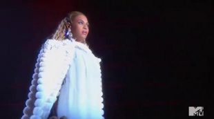 Beyoncé deslumbró a los espectadores con su espectacular actuación en los Video Music Awards 2016