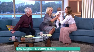 Una madre amamanta a su hijo en directo durante un programa de televisión en Reino Unido