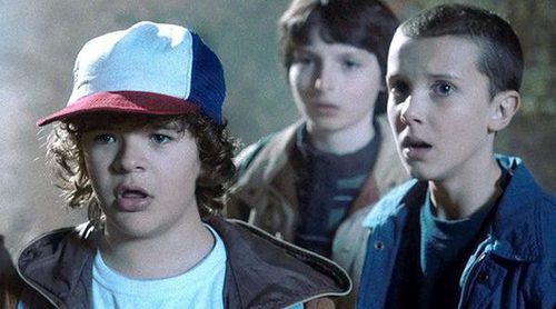 Los creadores de 'Stranger Things' juegan a "¿Cuánto conoces a tu hermano?" con los personajes de la serie