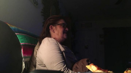 Un fan de 'The Walking Dead' graba la reacción de su madre mientras ve el asesinato cometido por Negan